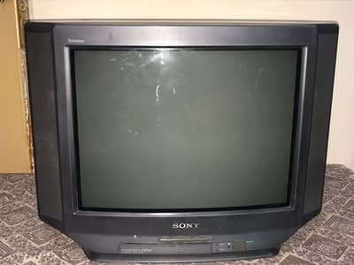  Pehla Aao Pehla Pao | Sony Trinitron (100% Japan) |  Family & Gaming