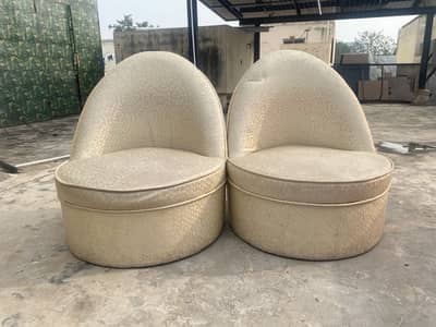 Comfortable sofa chairs