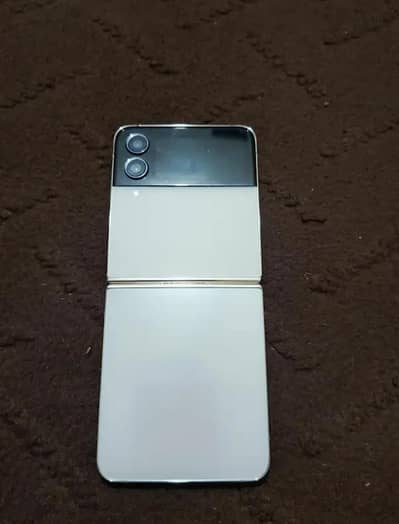 Samsung z flip 4 10/9 condition  12)256 gb storage