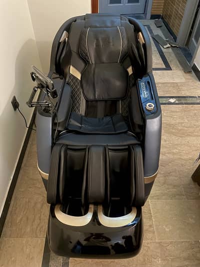 Zero sapphire massage chair
