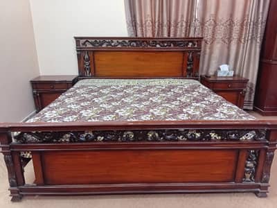 Bed, Dressing Table and Divider