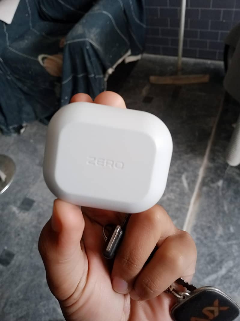 Zero Earbuds 0