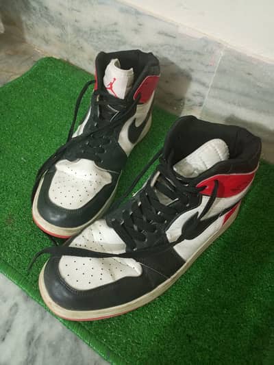 Air Jordan 1 sneakers
