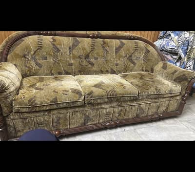 3+1+1    Seats (5)  contact 0…. . 3…. . 2……1-  4……. 1……. 8……2……2……3………. 9