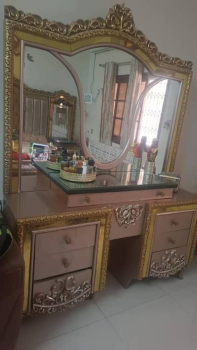 Turkish Room set Available for sale