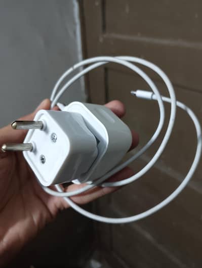 iphone Geniun Charger