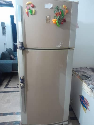 dawlance fridge in excellent condition