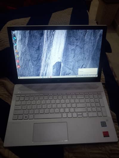 Hp Pavilion 15-cu1lx  i5 8gen new condition 10/10 slightly used