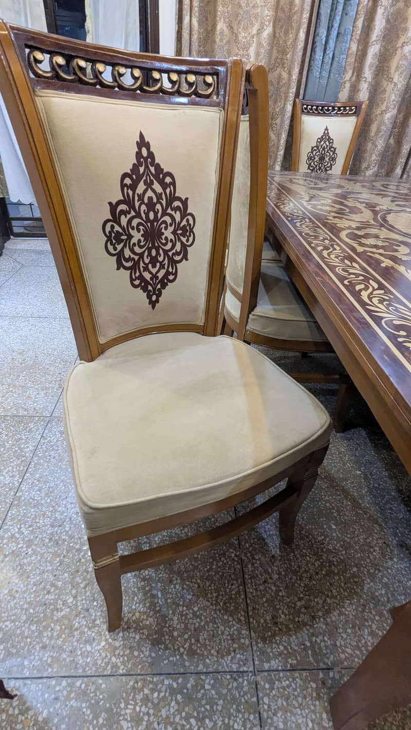 Dinning Table 8 serving 1