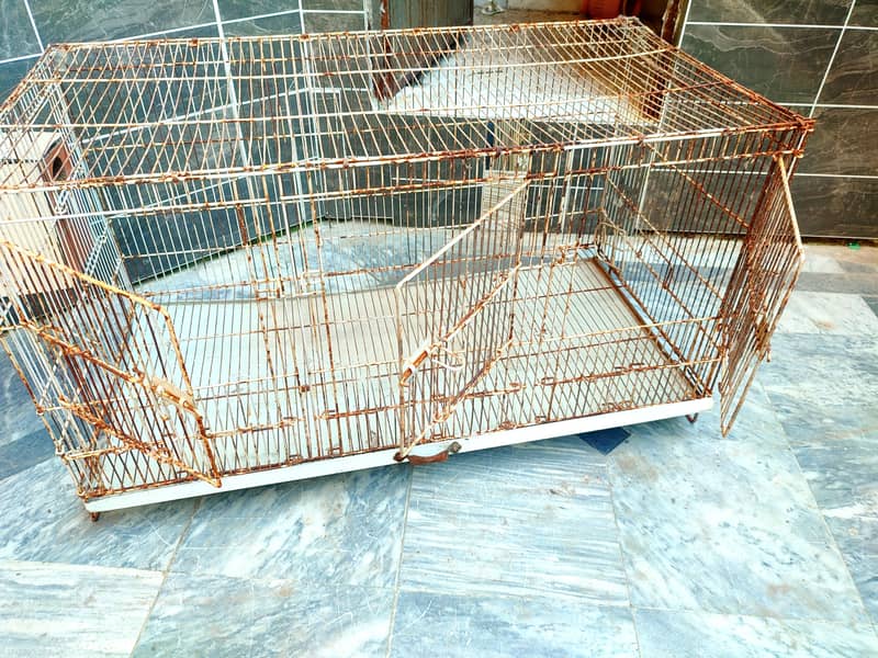  بڑا لوہے کا برڈ کیج / پنجرہ فروخت کے لیے  0