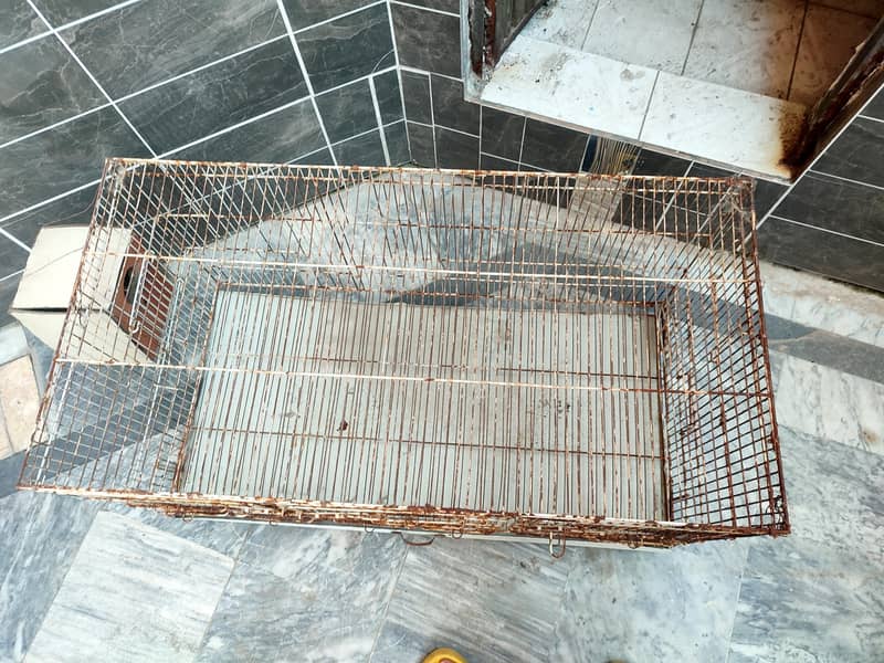  بڑا لوہے کا برڈ کیج / پنجرہ فروخت کے لیے  2