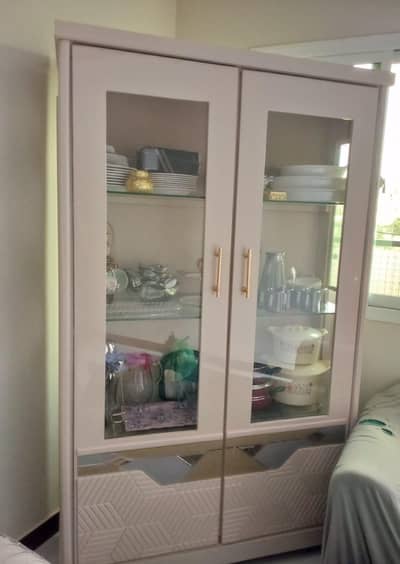 Dressing table with chair and divider