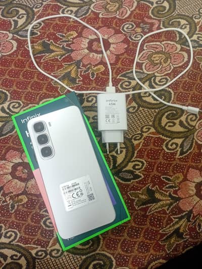 Infinix hot 60i Box open 12/128Gb zero Scratches with box and charger