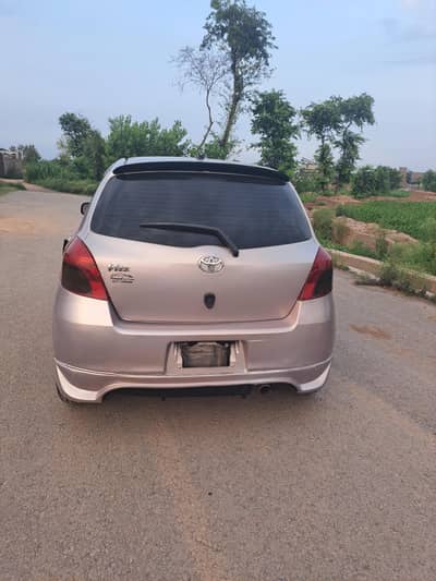 vitz 2008  bumper
