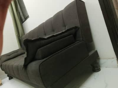 An excellent condition of sofa combat and center carpet