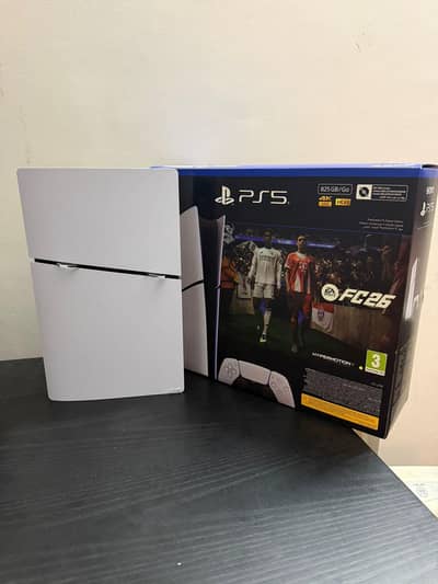 PS5 Slim 825GB