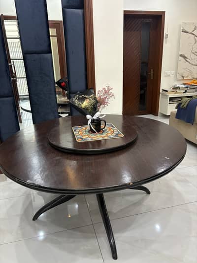 Wooden round dining table