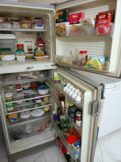 Dawlence Refrigirator For Sale