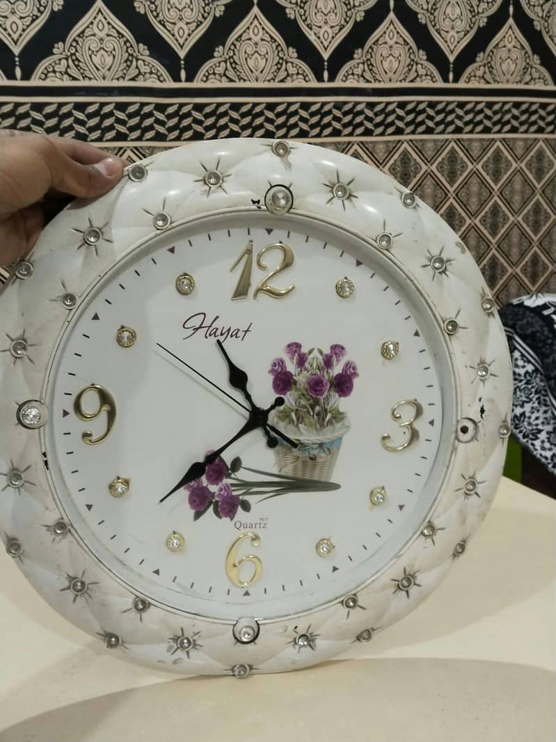 white clock 2