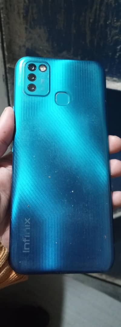 10/10 condition,   3/64Ram with charger