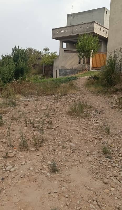 3 Side Open Dead End Corner Plot 1