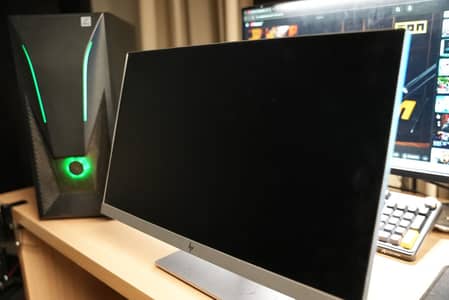MSI Editing/Gaming PC Package