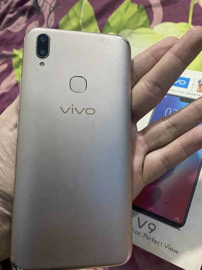 Vivo V9 official pta approved with box no charger