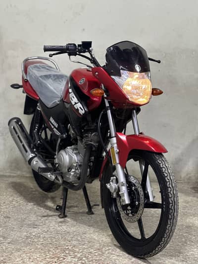 Yamaha ybr125cc 2024 model ( low millage )
