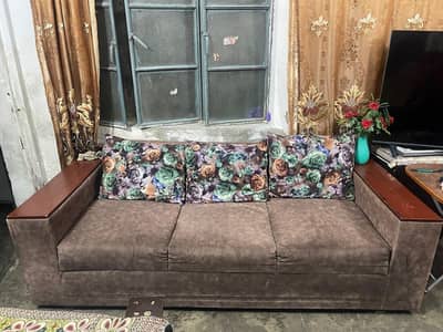 3 Seater Sofa with cushion