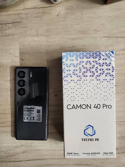 Tecni camon 40 pro  for sell only "4 day" use