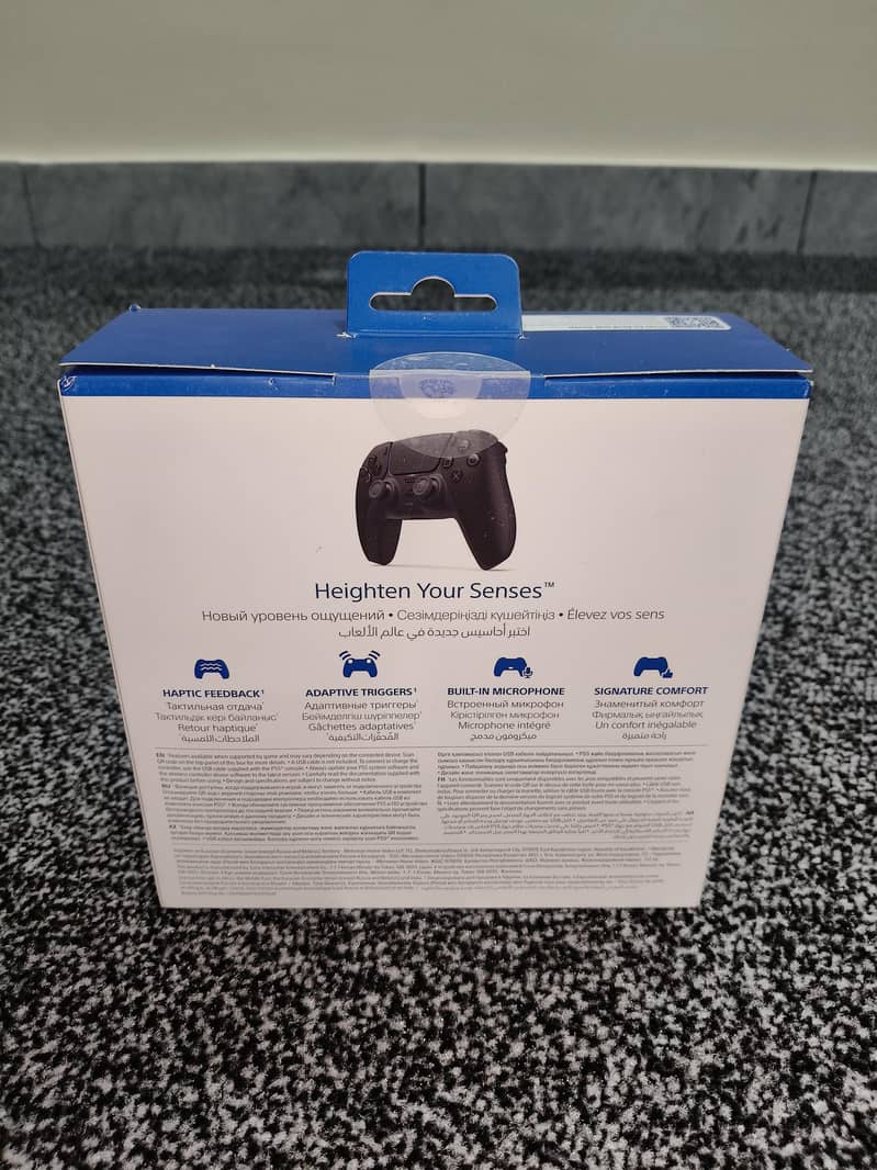 PS5 Controller Midnight Black 1