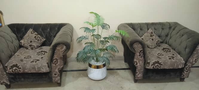 5 SEATER SOFA SET FOR SALE WITH CENTRE TABLE