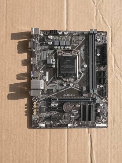 Intel i5 10th gen + Gigabyte Motherboard