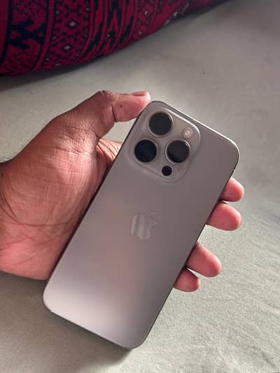 iphone 15 pro 128gb factory unlock with box.