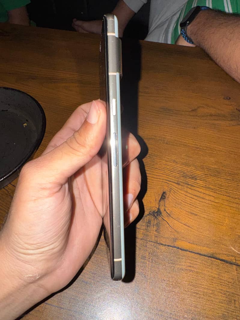 Google Pixel 7 pro 2