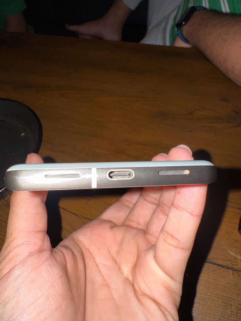 Google Pixel 7 pro 4