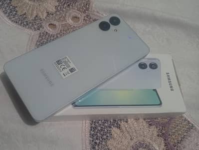SAMSUNG A06   6GB 128GB WITH BOX