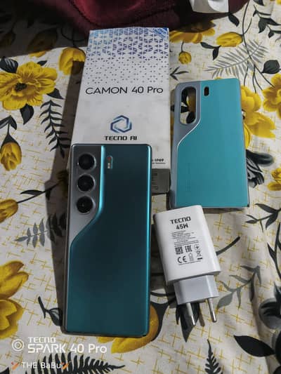 camon 40 pro full box 256/8 warranty bhi Hy abhi