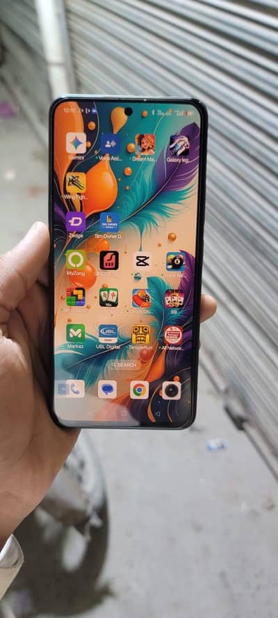 realme 12 ram 8 gp Rom. 256