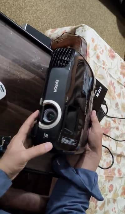 Epson Europe EH-TW5200 Projector, 3D-1080P Home Video Projector