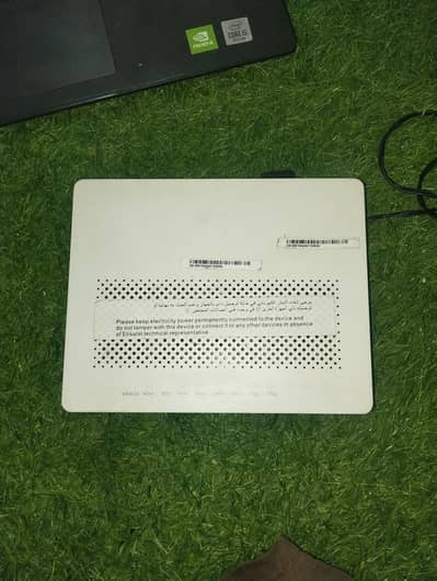 Huawei HG8546M Xpon 4 Port Gigabit ONU