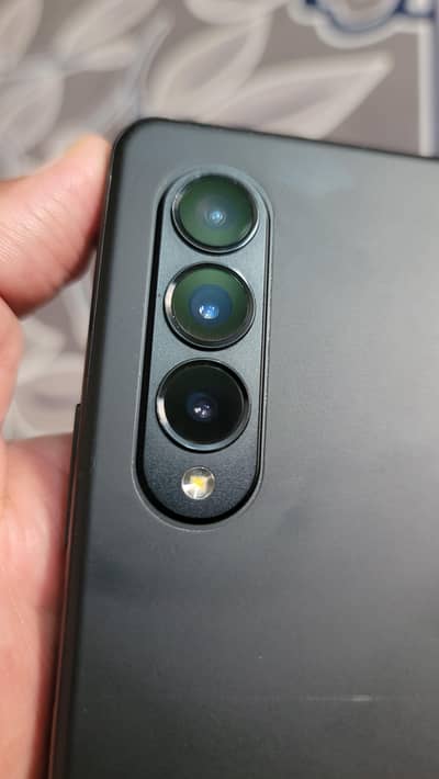 SAMSUNG FOLD 3 12/256 NON PTA AVAILABLE