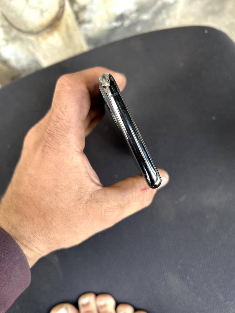 iphone 11 pro 0