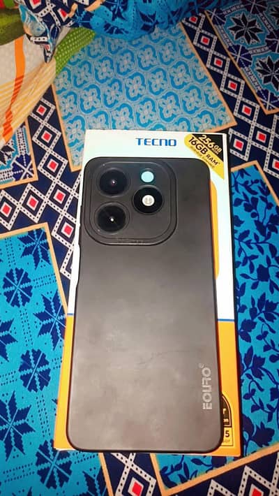 Tecno spark 20