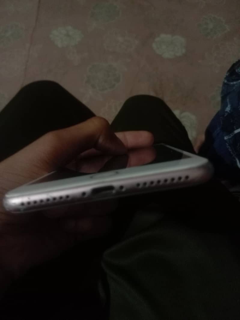 apple iphone 7 plus 5