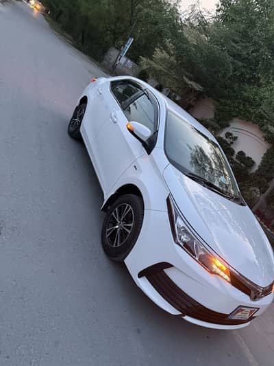 Toyota Corolla Gli automatic super white