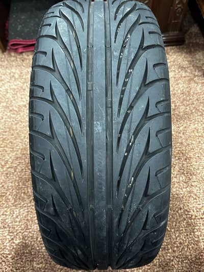 215/45/17 Kenda Tyre Good condition.