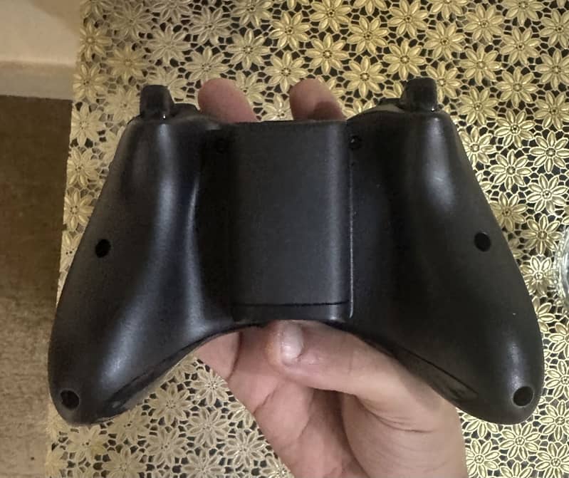 Xbox 360 wireless controller 1