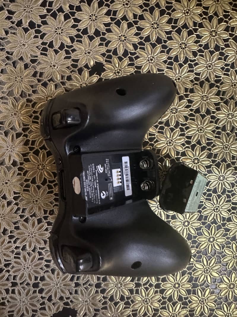 Xbox 360 wireless controller 2