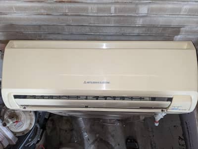 Mitsubishi electric 1.5 ton . . 1oo % all okay . . 03052578227